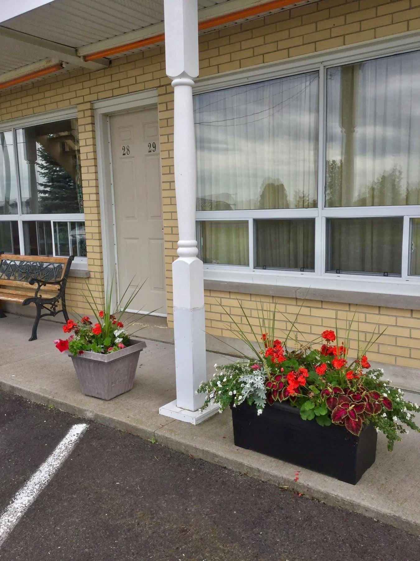 Milan Garden Inn Thorold Eksteriør bilde